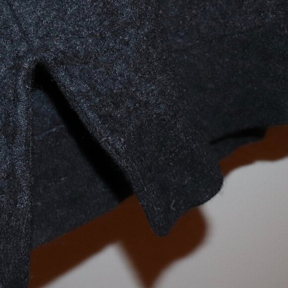 Halogen 100% Cashmere Sweater Size L inCharcoal Black - Picture 2 of 5